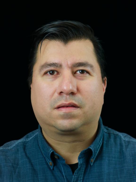 photo of Roberto Luna-Rojas